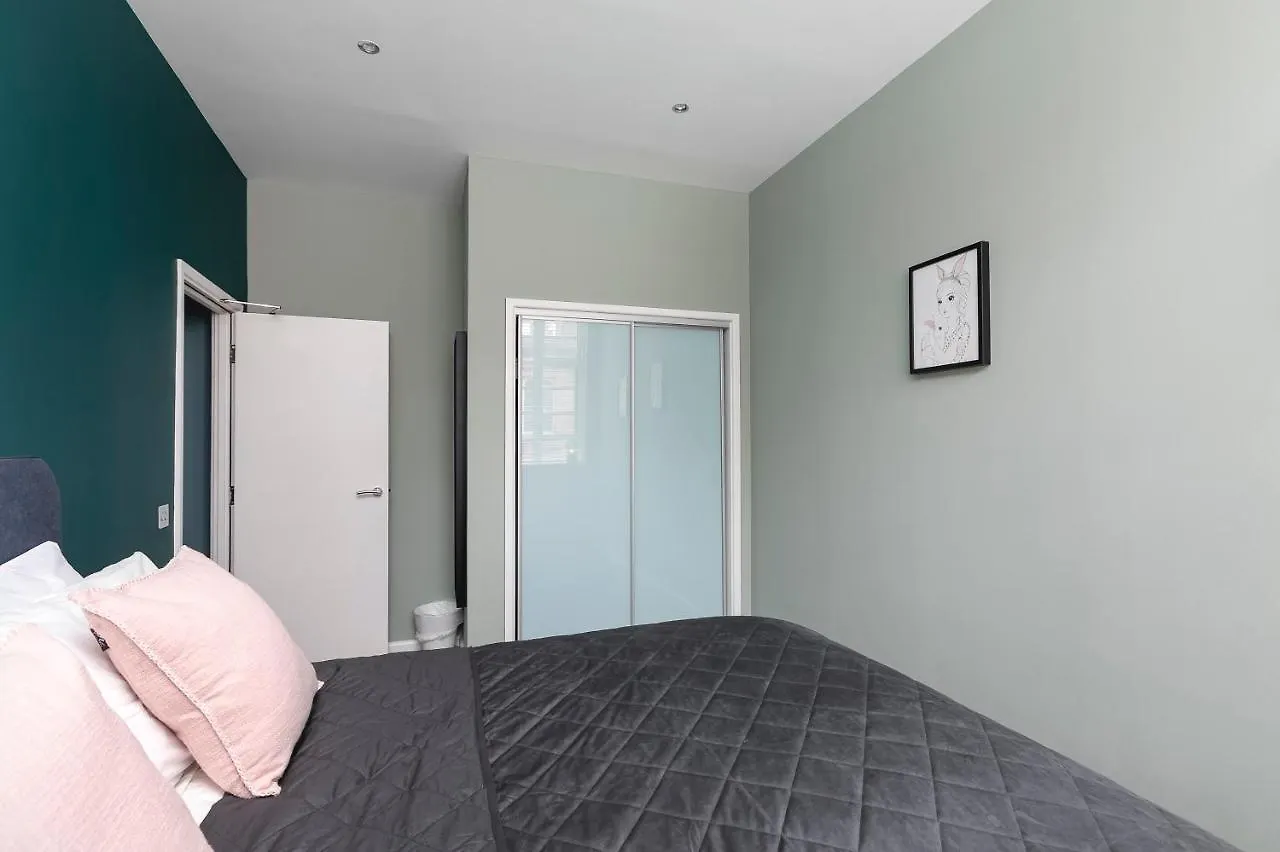 Lovely Brighton Apartments Moments Away From Royal Pavilion